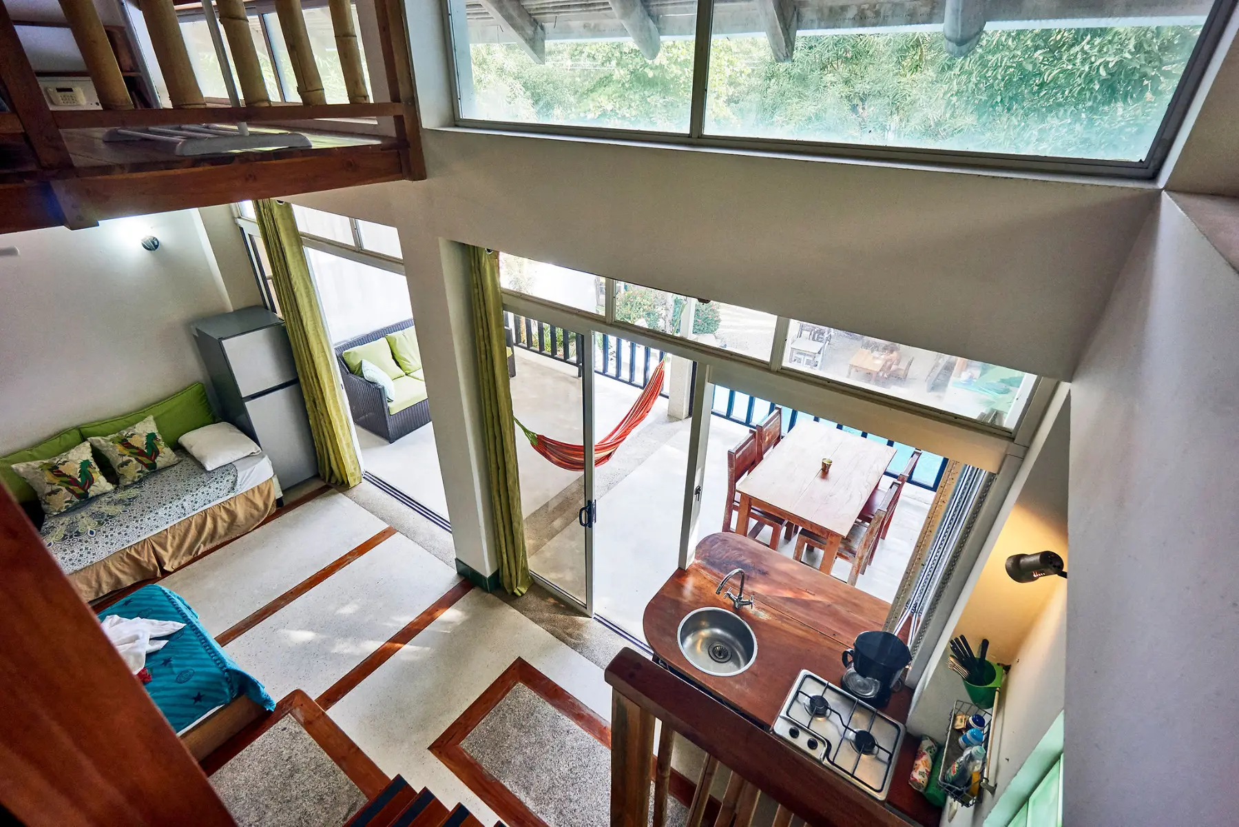 Green apartment photo 1