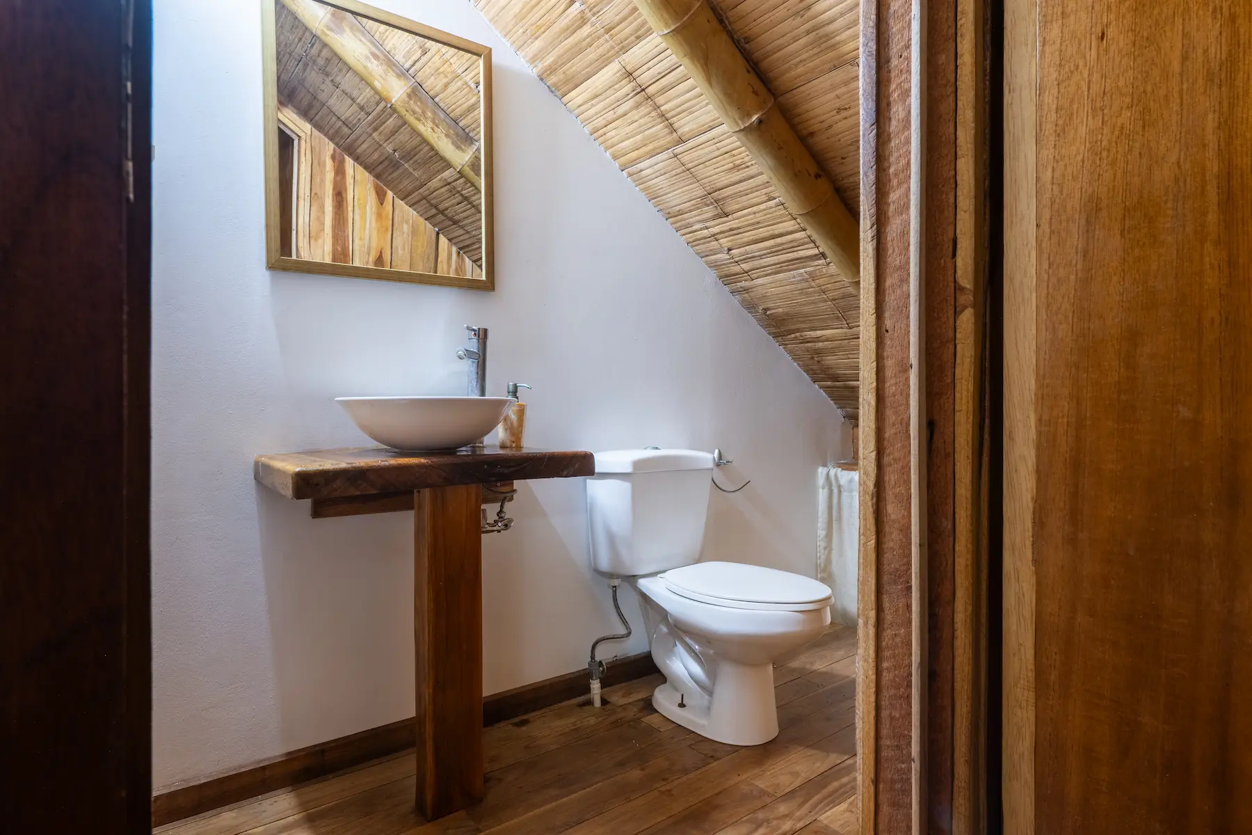 Master apartment photo 10